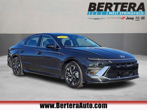 Used 2025 Hyundai Sonata SEL image 1