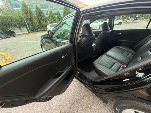 Used 2013 Honda Accord EX-L image 37