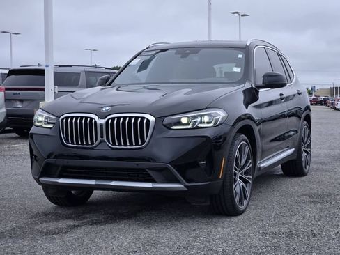 Used 2024 BMW X3 sDrive30i w/ Premium Package w/ZPA RWD image 3