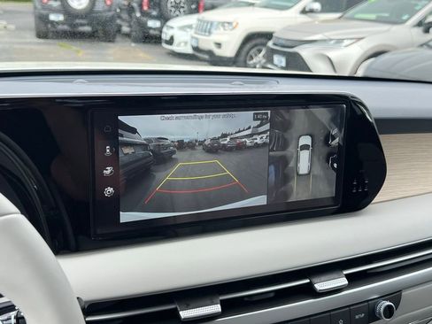 Used 2025 Hyundai Palisade Limited AWD/4WD image 25