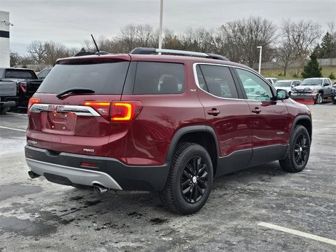 Used 2018 GMC Acadia SLT image 8
