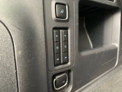 Certified 2025 Ford Expedition Active image 7