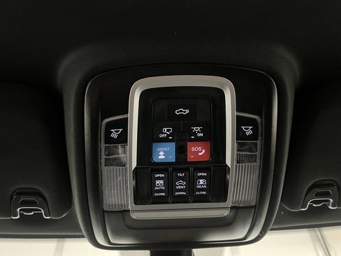 Used 2024 RAM 3500 Laramie w/ Night Edition image 51