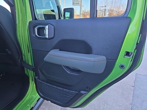 New 2026 Jeep Gladiator Mojave image 83