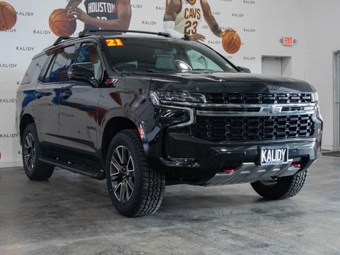 Used 2021 Chevrolet Tahoe Z71 w/ Luxury Package image 19