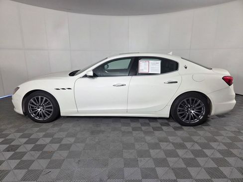 Used 2022 Maserati Ghibli Modena image 9