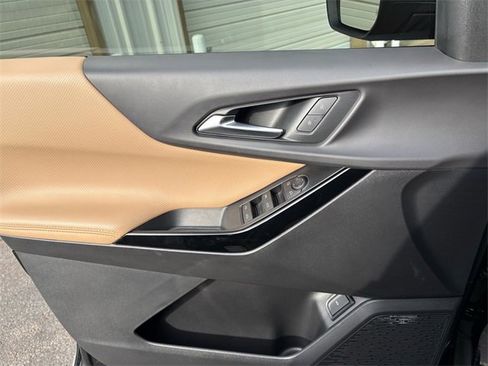 Used 2026 Chevrolet Equinox ACTIV w/ Safety and Technology Package image 19