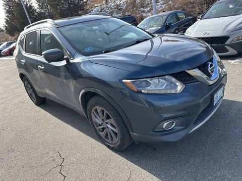 Used 2016 Nissan Rogue SL w/ SL Premium Package image 1