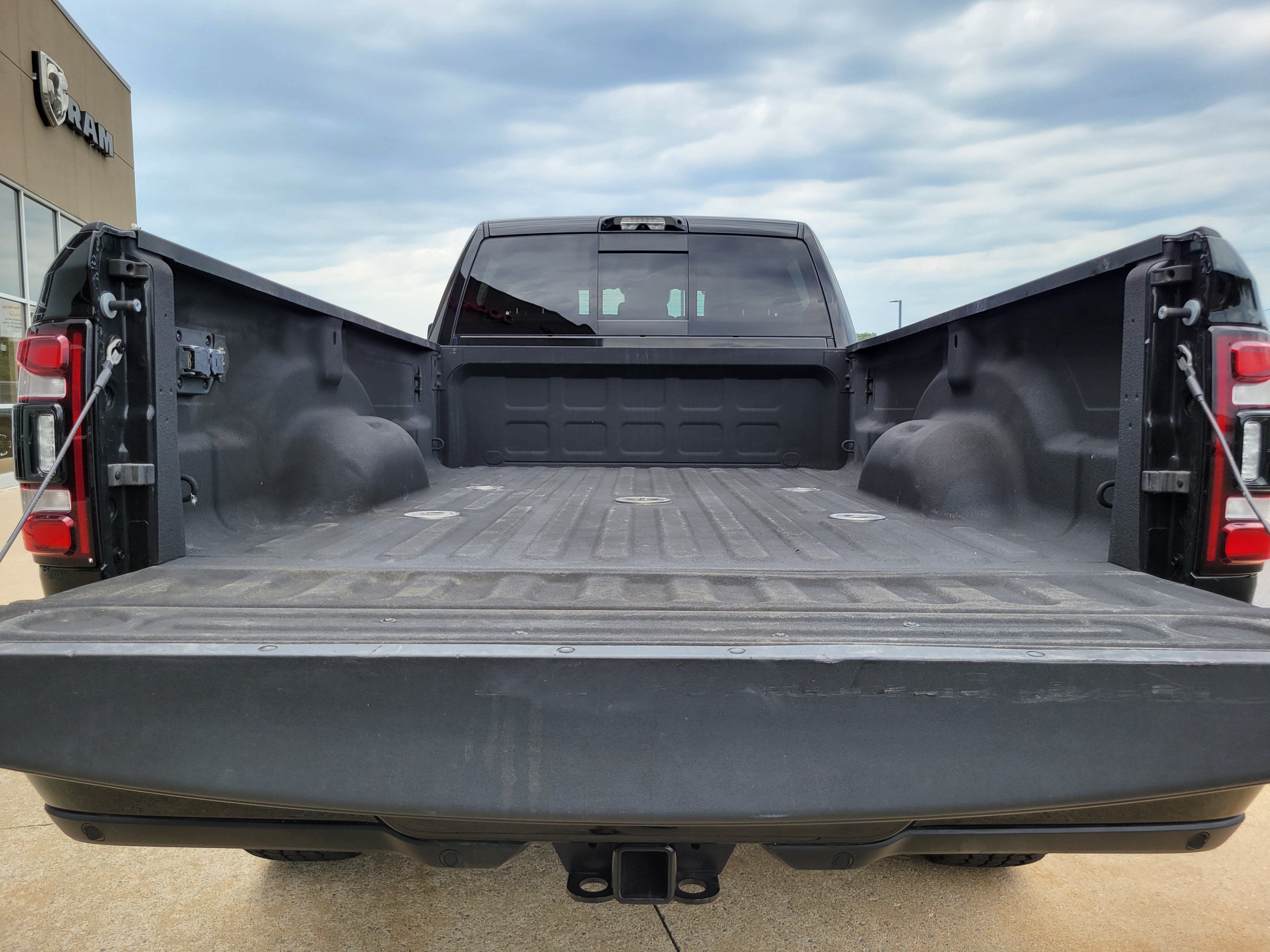 Used 2023 RAM 3500 Laramie AWD/4WD image 23