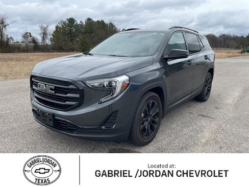 Used 2020 GMC Terrain SLE w/ Driver Convenience Package image 1
