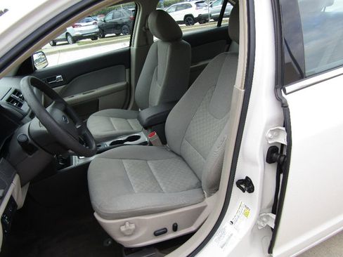 Used 2012 Ford Fusion SE image 10