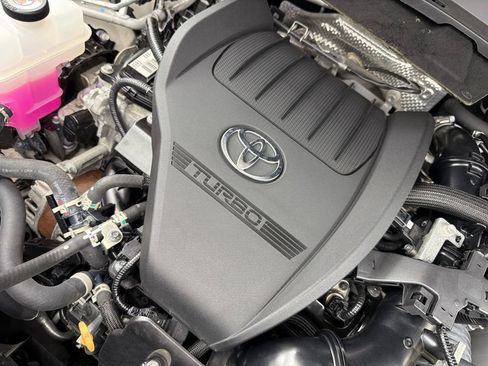 Used 2024 Toyota Grand Highlander AWD image 35