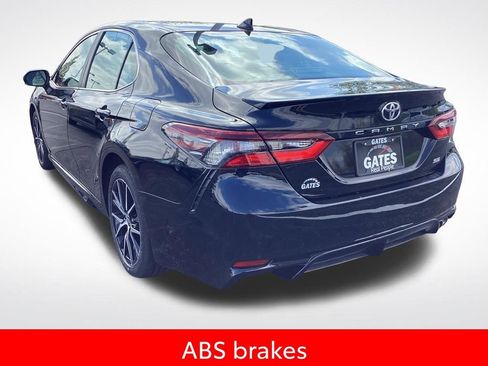 Used 2024 Toyota Camry SE FWD image 8