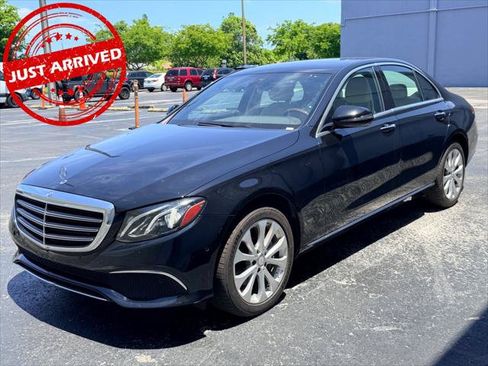 Used 2017 Mercedes-Benz E 300 image 1