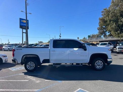 Used 2025 Chevrolet Silverado 2500 LT w/ Safety Package AWD/4WD image 5