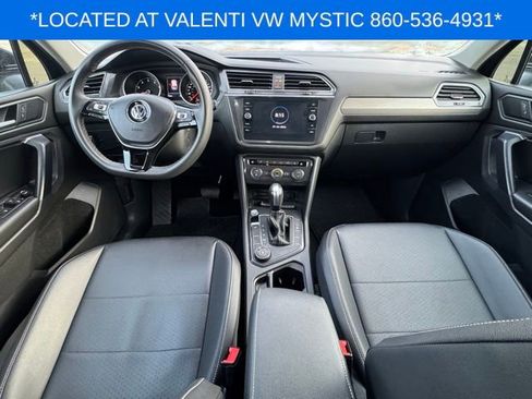 Certified 2021 Volkswagen Tiguan SE w/ Panoramic Sunroof Package image 13
