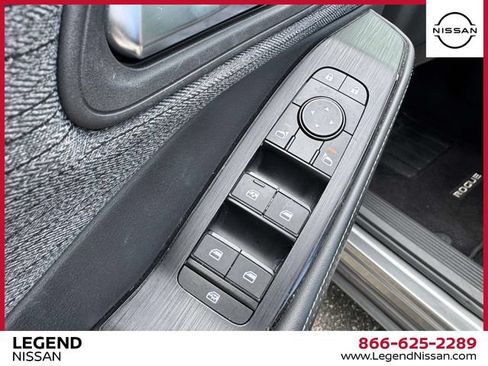 Certified 2023 Nissan Rogue SV AWD/4WD image 17