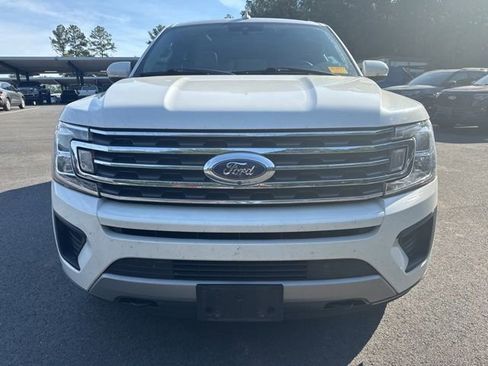Used 2020 Ford Expedition Max XLT w/ Equipment Group 202A AWD/4WD image 8