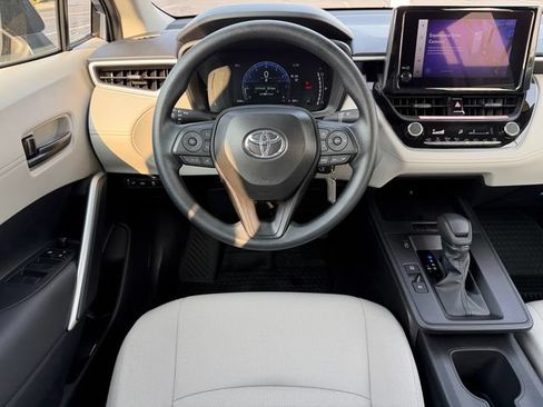 Certified 2026 Toyota Corolla Cross L FWD image 25
