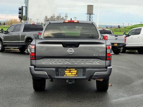 Used 2023 Nissan Frontier SV w/ Tow Package image 5