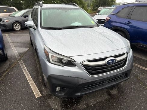 Used 2021 Subaru Outback Premium AWD/4WD image 3
