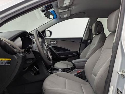 Used 2018 Hyundai Santa Fe Sport w/ 2.4L Value Package 02 FWD image 14