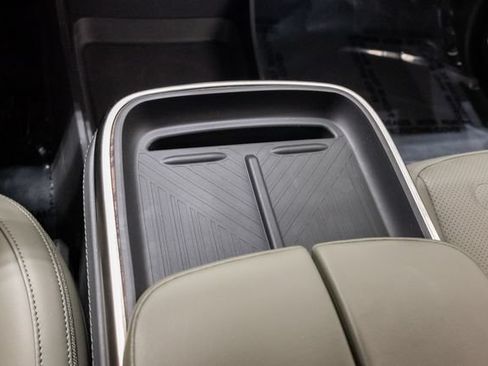 Used 2023 Rivian R1S Launch Edition Quad AWD/4WD image 21