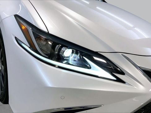 Used 2024 Lexus ES 350 w/ Premium Package FWD image 27