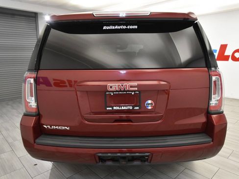 Used 2016 GMC Yukon SLT w/ HD Trailering Package image 4