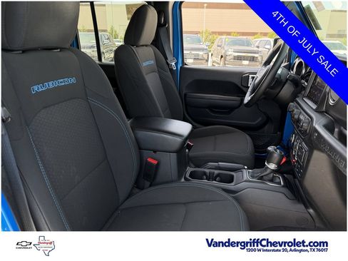 Used 2023 Jeep Wrangler Unlimited Rubicon 4xe w/ Cold Weather Group AWD/4WD image 25