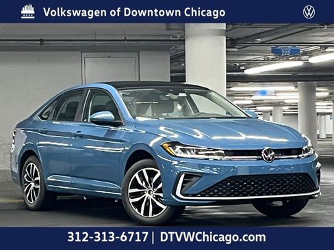 New 2025 Volkswagen Jetta SE image 2