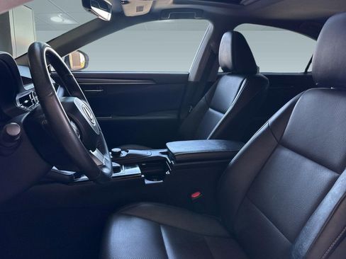 Used 2018 Lexus ES 350 w/ Accessory Package FWD image 5