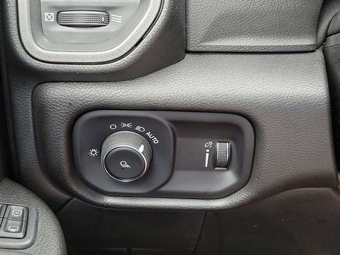 Used 2024 RAM 3500 Tradesman w/ Chrome Appearance Group image 14