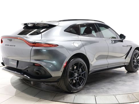 Used 2021 Aston Martin DBX AWD/4WD image 4