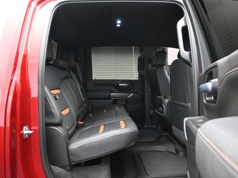 Used 2021 GMC Sierra 2500 AT4 w/ AT4 Preferred Package image 11