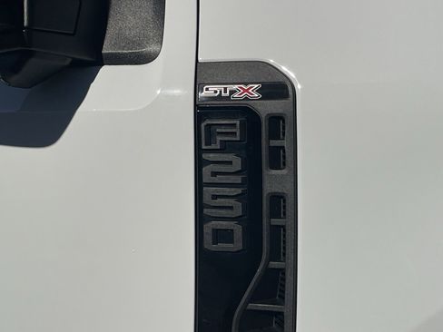 Used 2024 Ford F250 XL w/ STX Appearance Package image 11