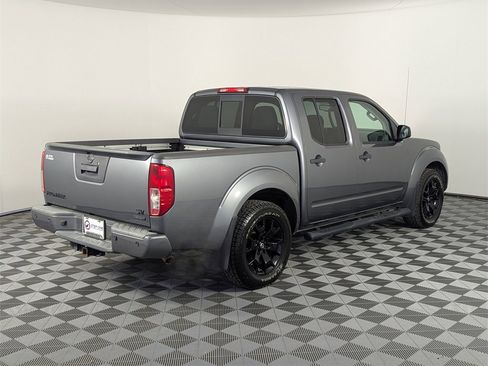 Used 2019 Nissan Frontier SV w/ Value Truck Package image 7