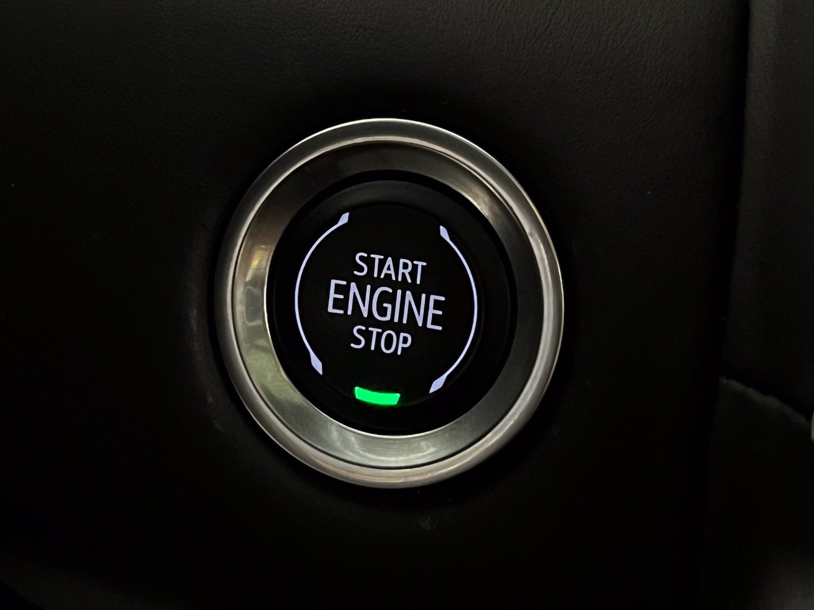 Used 2024 GMC Yukon Denali Ultimate AWD/4WD image 21