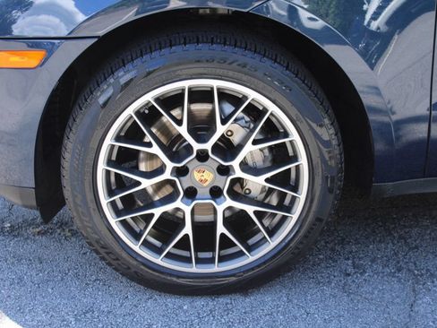 Used 2015 Porsche Macan S AWD/4WD image 38