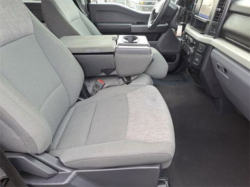 Certified 2025 Ford F250 XLT image 33
