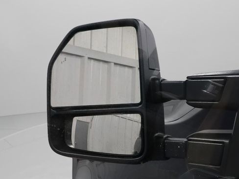 Used 2023 Ford F250 Lariat w/ Lariat Ultimate Package AWD/4WD image 26