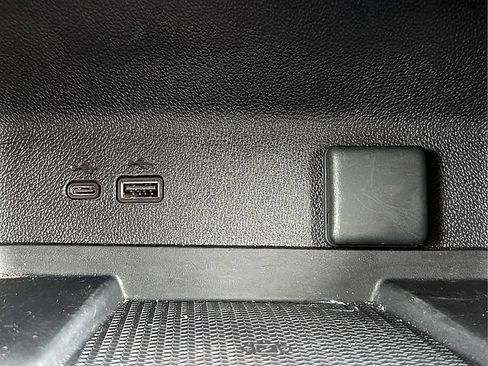 Certified 2024 Chevrolet Traverse LT AWD/4WD image 20
