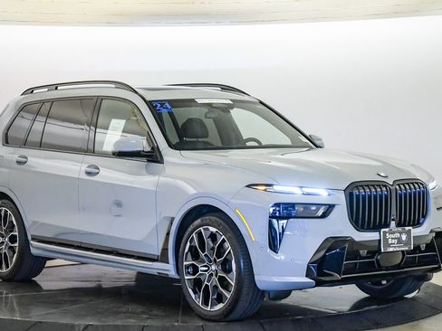 Certified 2024 BMW X7 xDrive40i w/ M Sport Package AWD/4WD image 6