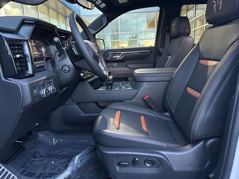 New 2025 GMC Sierra 1500 AT4 AWD/4WD image 52