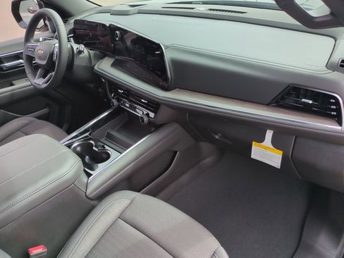 New 2026 Chevrolet Suburban LS w/ LPO, Dark Essentials Package image 28