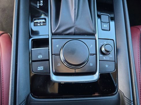 Certified 2025 MAZDA CX-50 AWD 2.5 Hybrid w/ Premium Pkg image 19