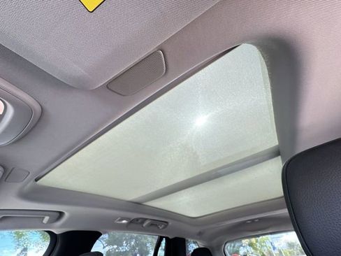 Used 2024 Volvo XC90 B5 Plus image 19