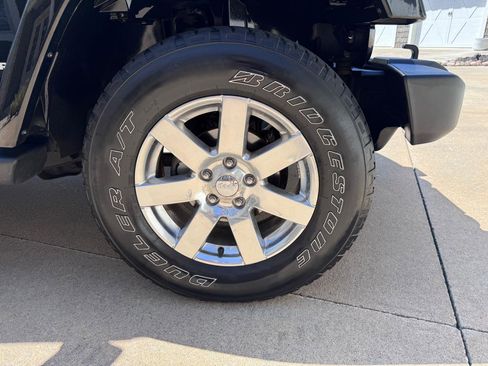 Used 2012 Jeep Wrangler Sahara w/ Connectivity Group AWD/4WD image 32