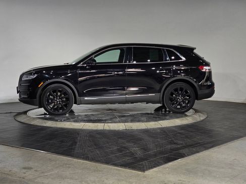 Used 2020 Lincoln Nautilus Reserve w/ Monochromatic Package image 6