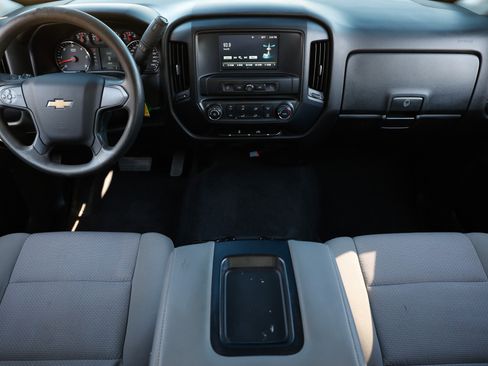 Used 2019 Chevrolet Silverado 1500 Custom w/ Custom Convenience Package image 26